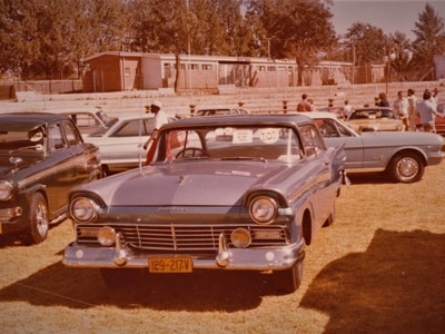 Ford Fairlane 500